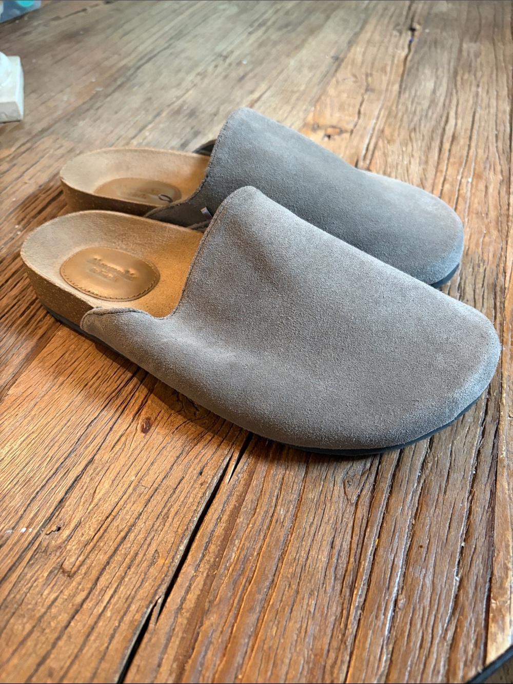 Men’s size 9 Abercrombie & Fitch Gray Suede Slip-On Loafers